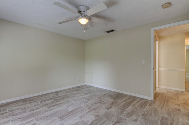 Building Photo - 10406 Reclinata Ln