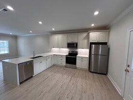 Building Photo - 103 Mikel St NW