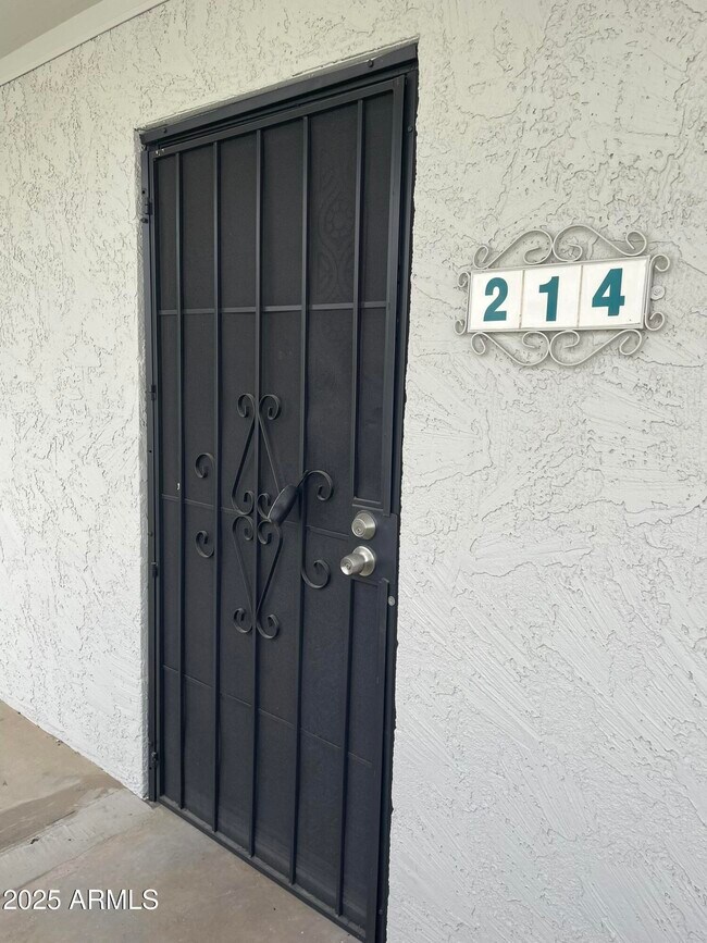 Building Photo - 3313 N 68th St