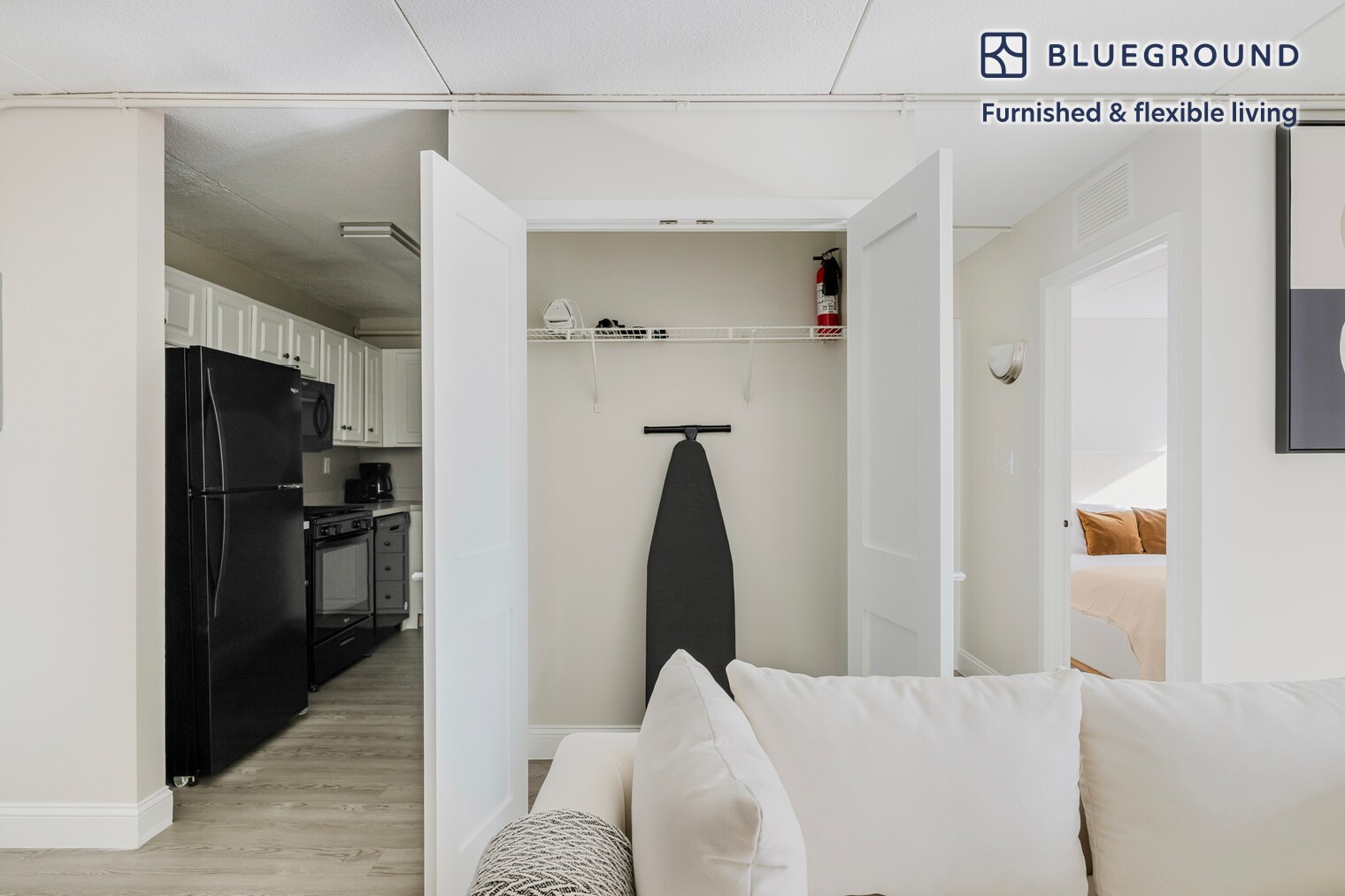 Building Photo - 812 Memorial Dr