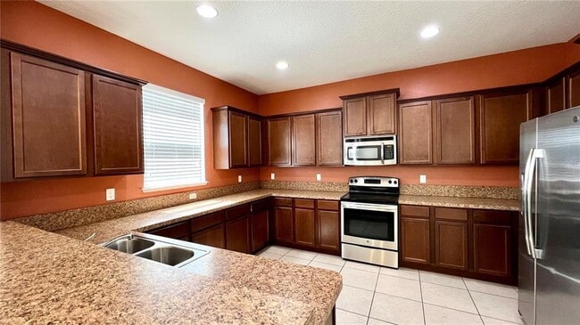 Building Photo - 3721 Maidencain St