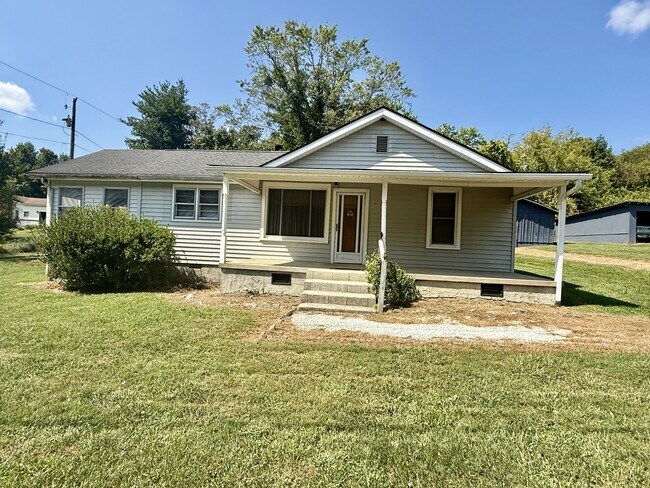 Building Photo - 255 Pace Rd