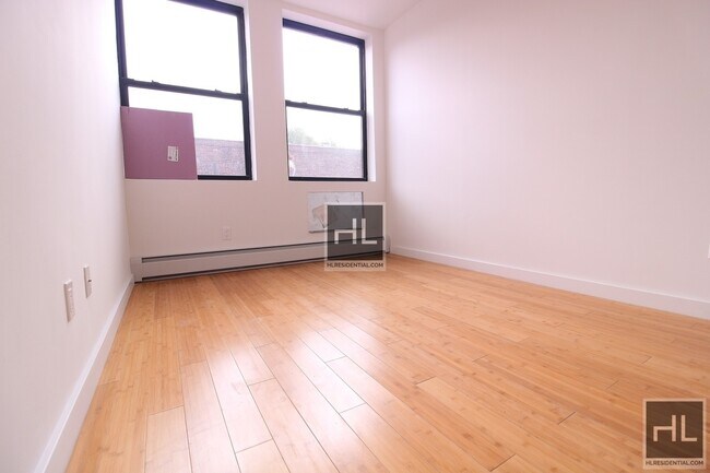 Building Photo - NEWLY CONSTRUCTED BRAND NEW 1 BEDROOM UTIC...