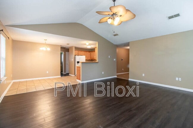 Building Photo - 14045 Dunnbarton Dr
