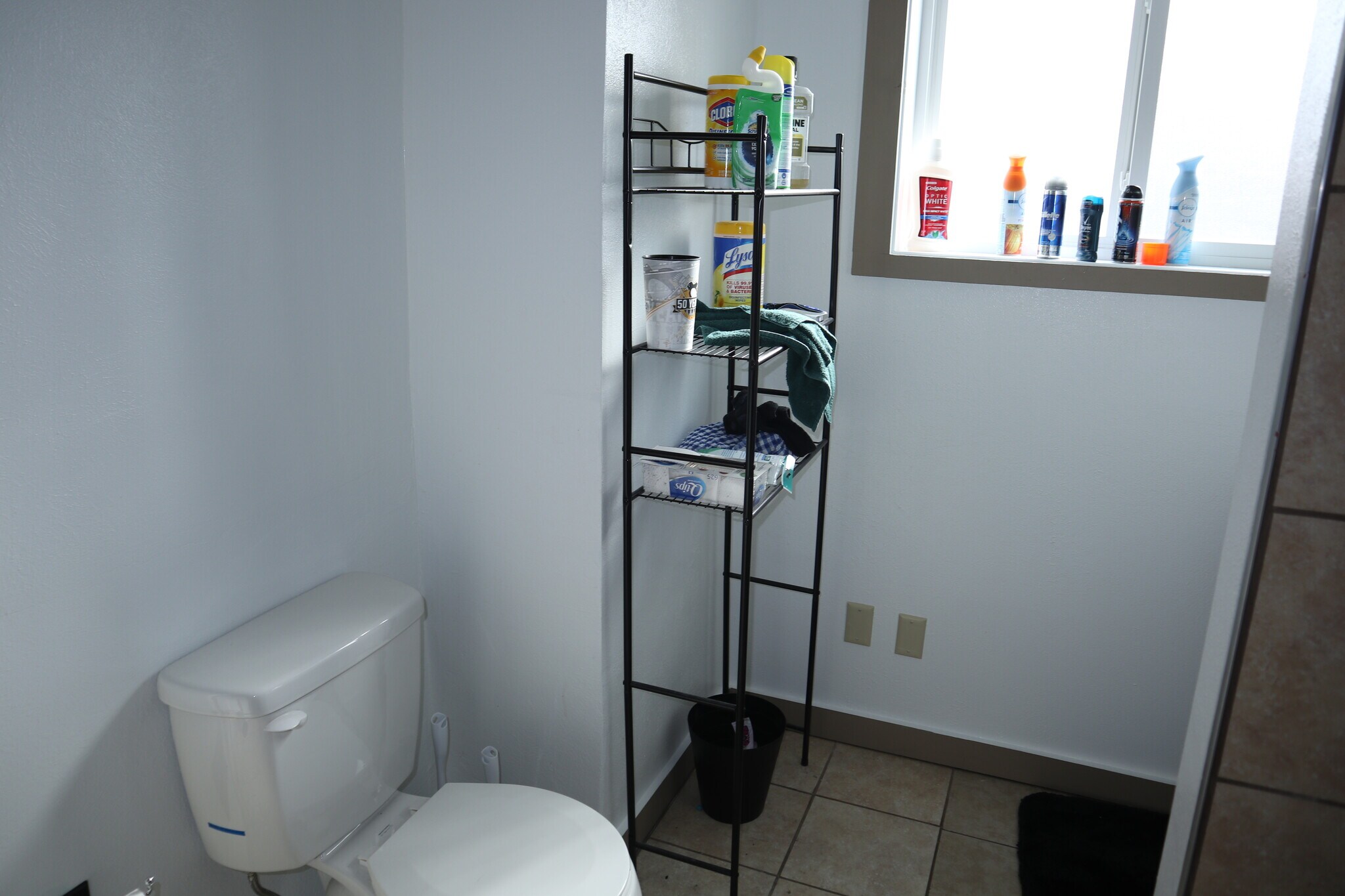 Building Photo - 831 6th St