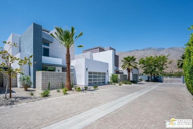 Building Photo - 1007 Ziel Dr