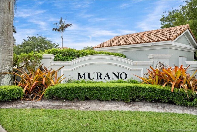 Building Photo - 2736 SW Butterfly Ln