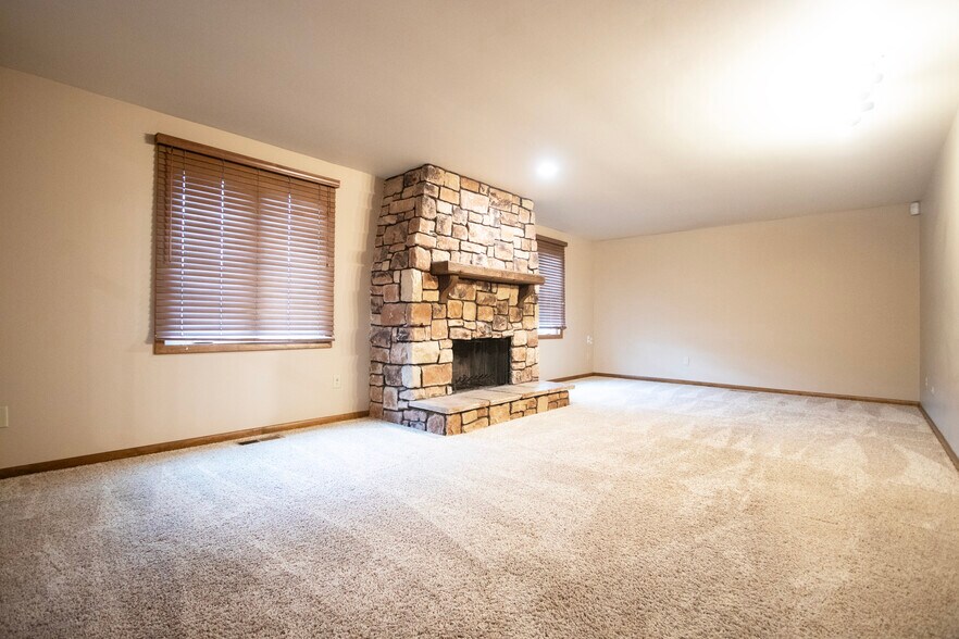 Building Photo - 1115 Sioux Dr