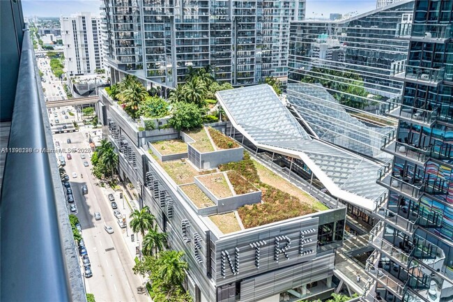 Building Photo - 801 S Miami Ave