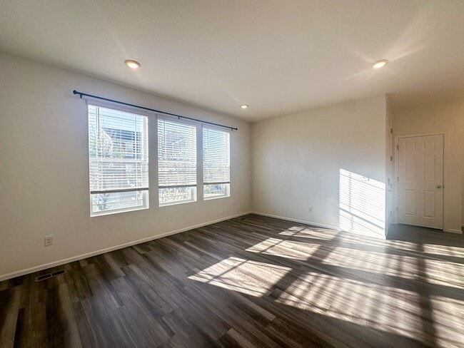 Building Photo - 17430 Pacific Peak Cir