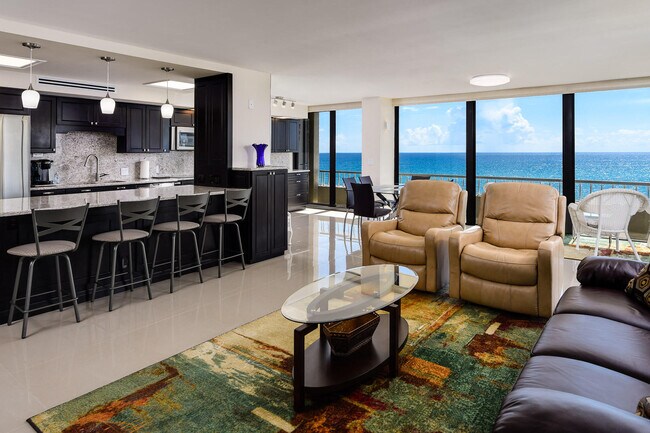 Building Photo - 5540 N Ocean Dr