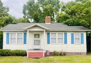 Building Photo - 1851 Florida Ave