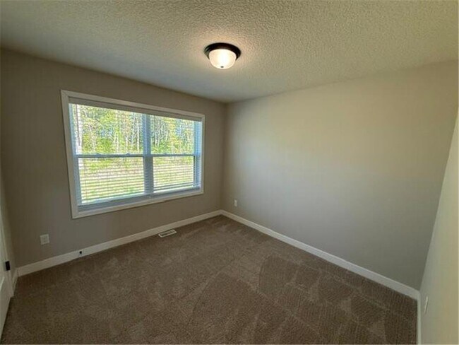 Building Photo - 10554 Robinwood Rd