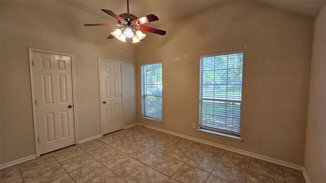 Building Photo - 2314 Hannover Way