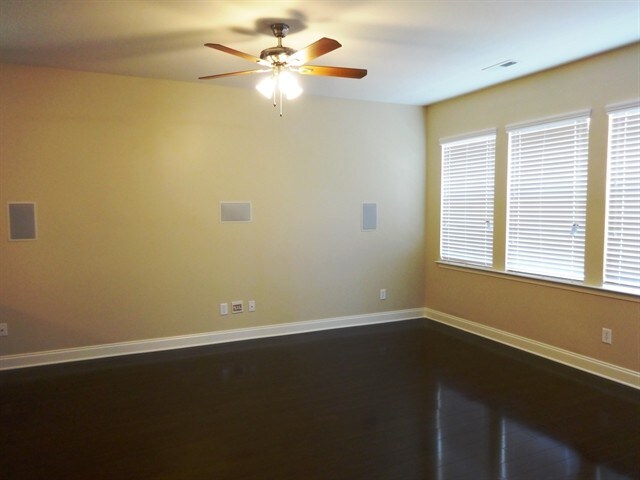 Building Photo - 138 Kimberton Ave