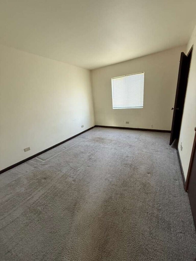 Building Photo - 363 E Rimini Ct