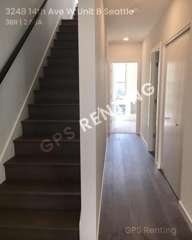 Building Photo - 3248B 14th Ave W