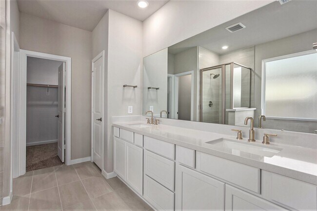 Building Photo - 21654 Lampeter River Ln