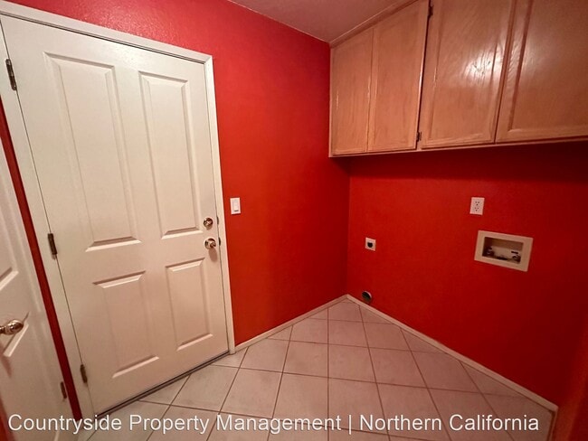 Building Photo - 3 br, 2 bath House - 1502 Barnum Ct