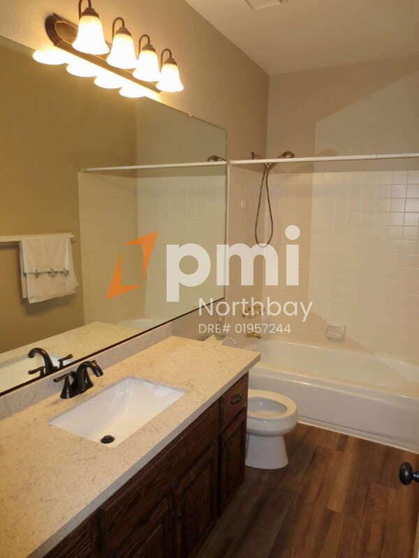 Building Photo - 3276 Formby Ln