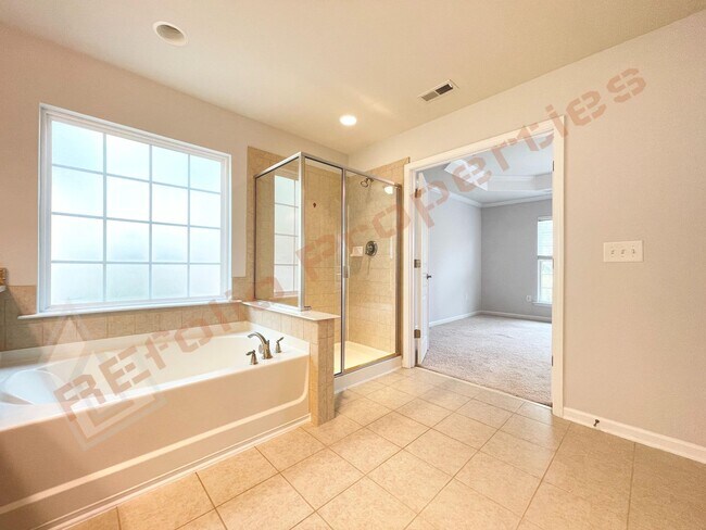 Building Photo - Elegant 4 bedroom Home w/ 1st Floor Office + Basement in Village Square @ Amberly, Cary, Availabl...