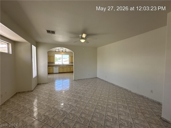Building Photo - 1006 Wreath Ct