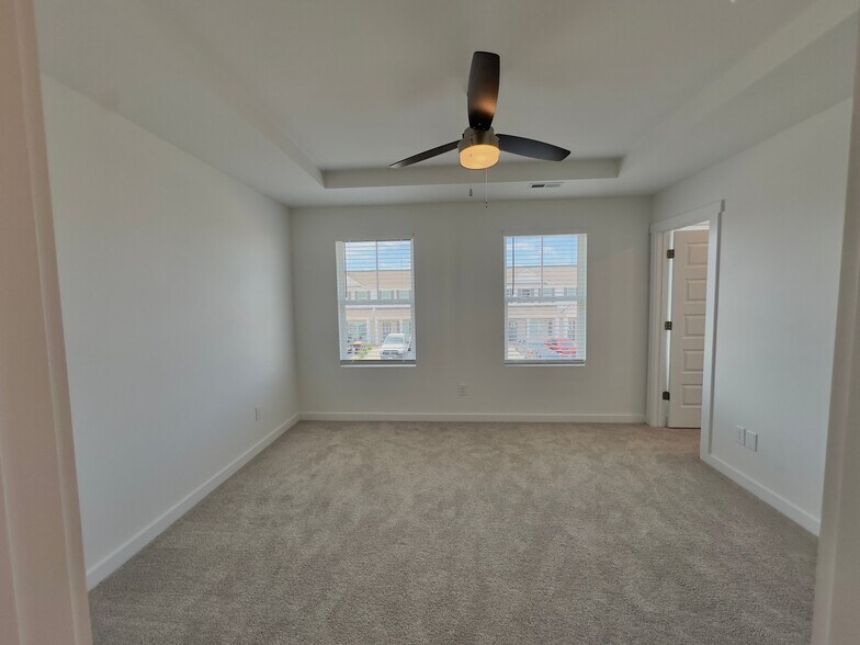 Building Photo - 12086 Windy Ln