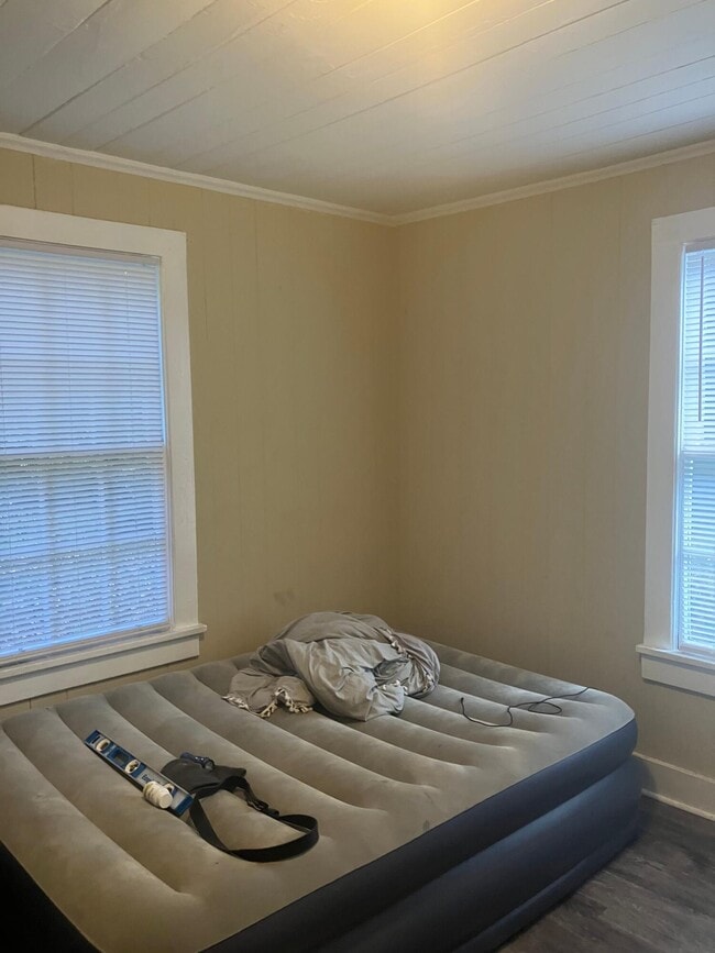 Building Photo - 1 Dunway Dr