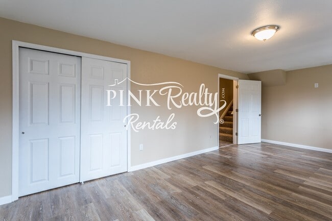 Building Photo - 8274 Caravel Dr