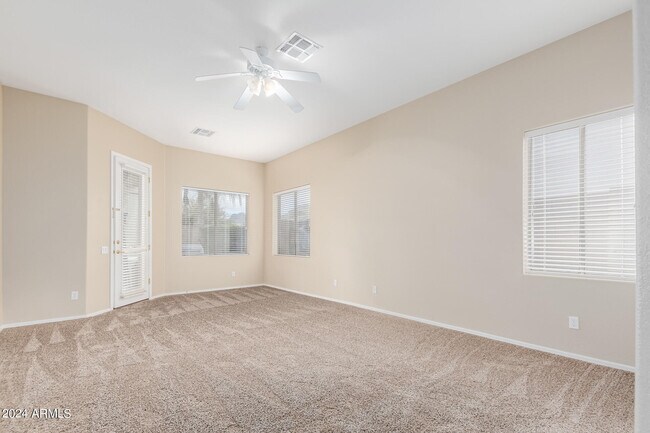 Building Photo - 6530 W Chester Rd