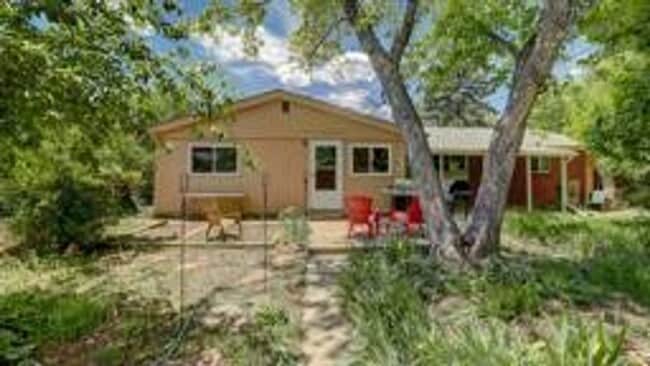 Building Photo - PRE-LEASE 4 BED 2 BATH – Updated Brick Home Near CU & Boulder Creek Path | Available August 2026