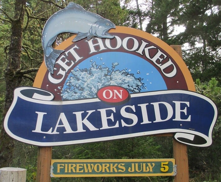 So much to do in Lakeside! - 125 S 8th St