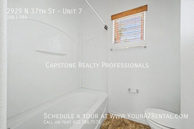 Building Photo - 2929 N 37th St