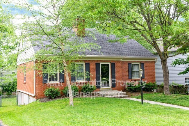 Building Photo - 657 Montclair Dr