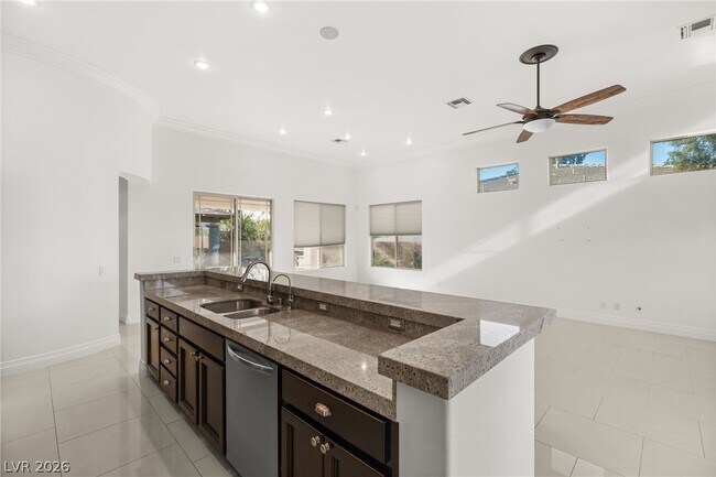 Building Photo - 120 Emerald Dunes Cir