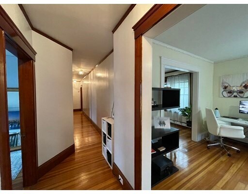 Primary Photo - 33 Pearl St
