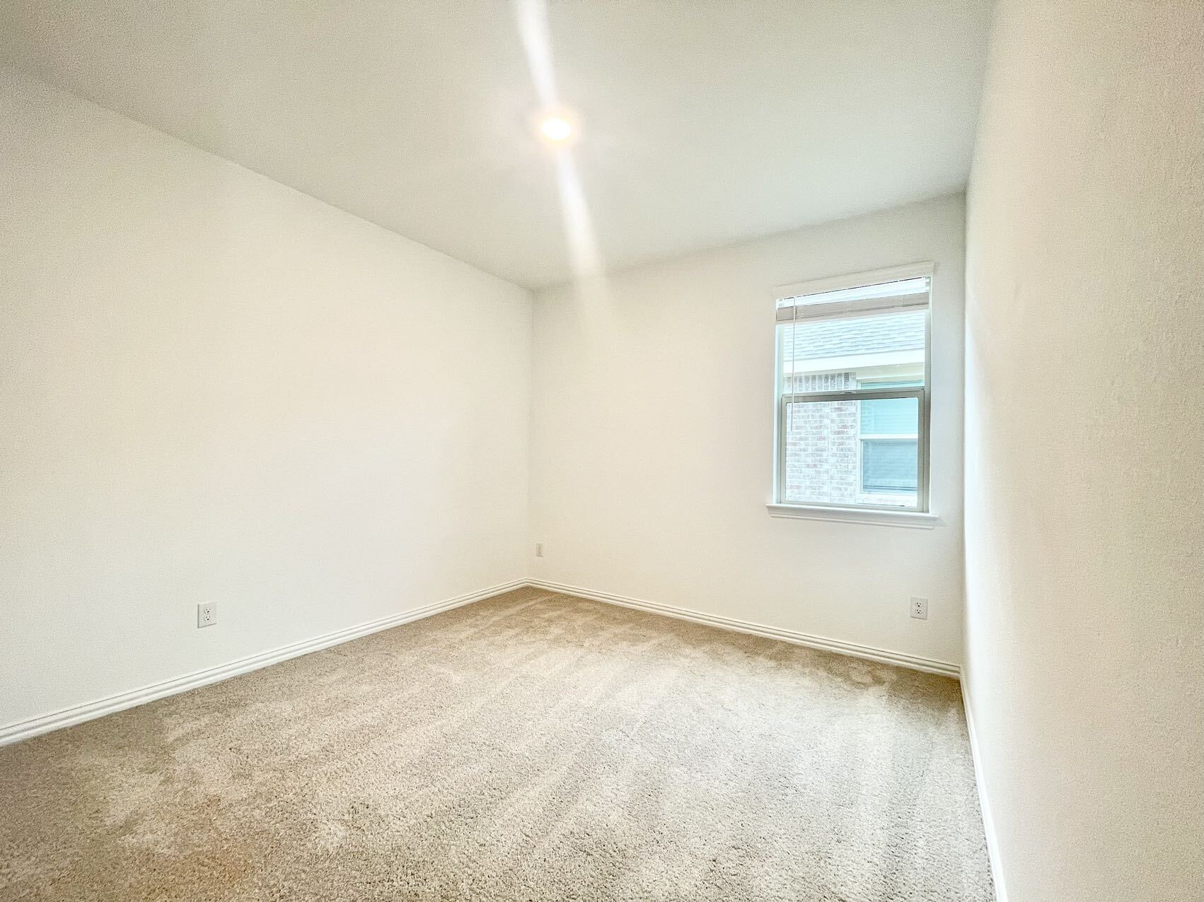 Building Photo - 1217 Sassafras Dr