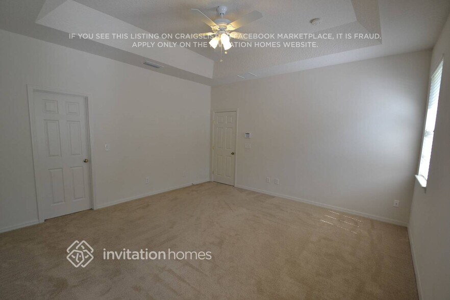 Building Photo - 3320 Pino Ave