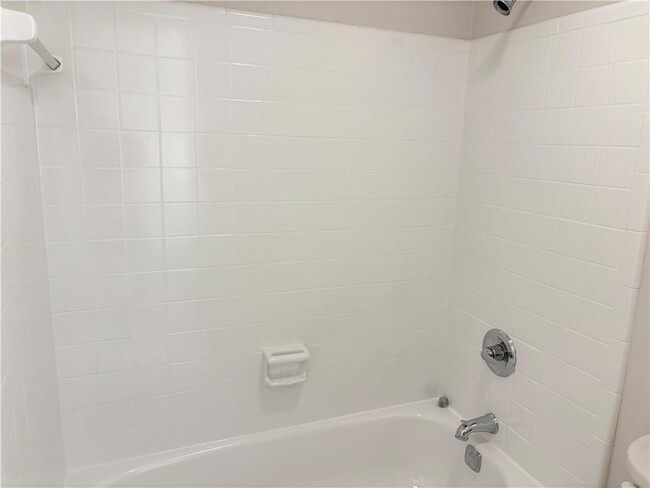 Building Photo - 312 Park Ridge Cir