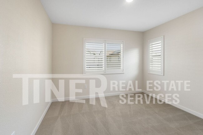 Building Photo - 632 Whitewater Wy