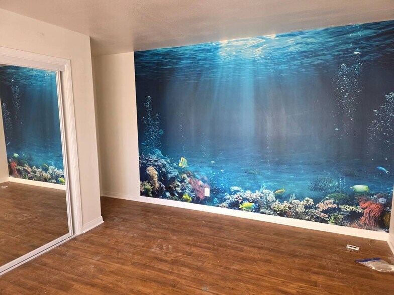 Bedroom Mural - 2108 Marshallfield Ln