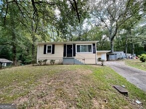 Building Photo - 5143 Pinecrest Dr SW