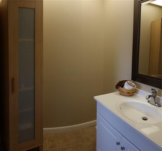 Building Photo - 8185 Omaha Cir