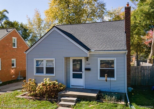 Building Photo - 2989 Cummings Ave