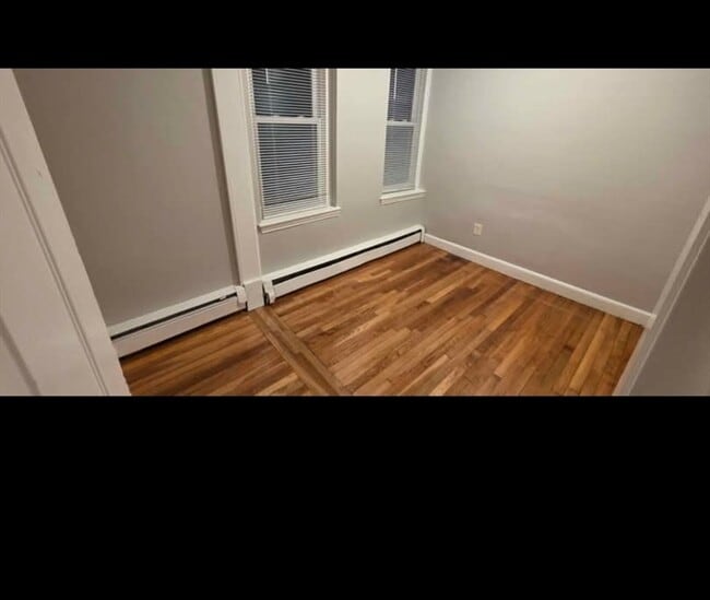 Building Photo - 77 Green St