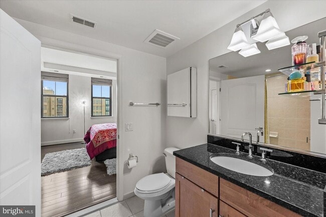 Building Photo - 1111 Oronoco St