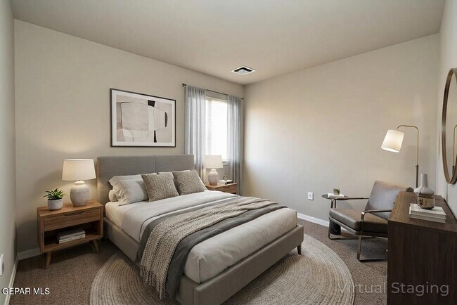 Building Photo - 300 Saltford Pl
