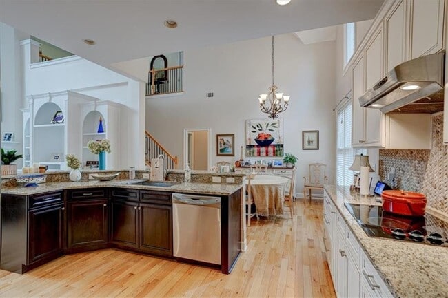Building Photo - 5962 Spalding Park Pl