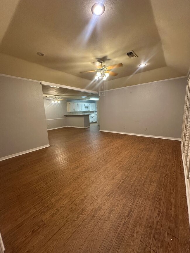 Building Photo - 3005 SW 28th Ave