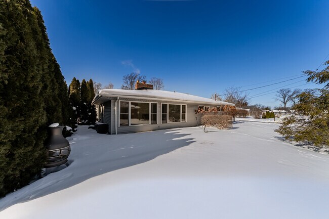 Building Photo - 2659 W Asplin Dr